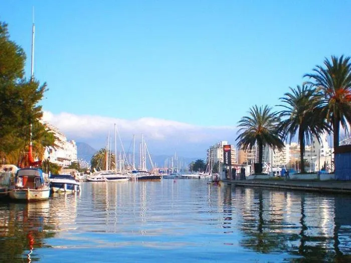 Apartamento Royal Marine En إمبوريابرافا شقة